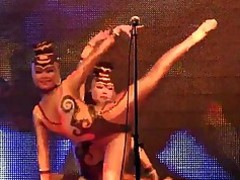 dziecko elastyczne mongolski striptease droczyć się