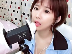 amator uroczy fetysz język japoński lizanie przy piersi