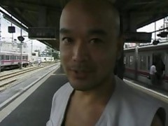 Японское порно В общественном месте В поезде