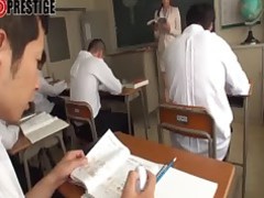 amateur grote tieten pijpbeurt neuken Japans